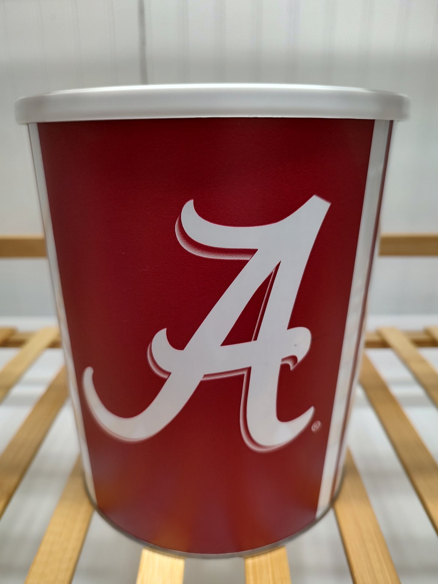 Popular NFL, College Football, Festive & Vintage Popcorn Tins