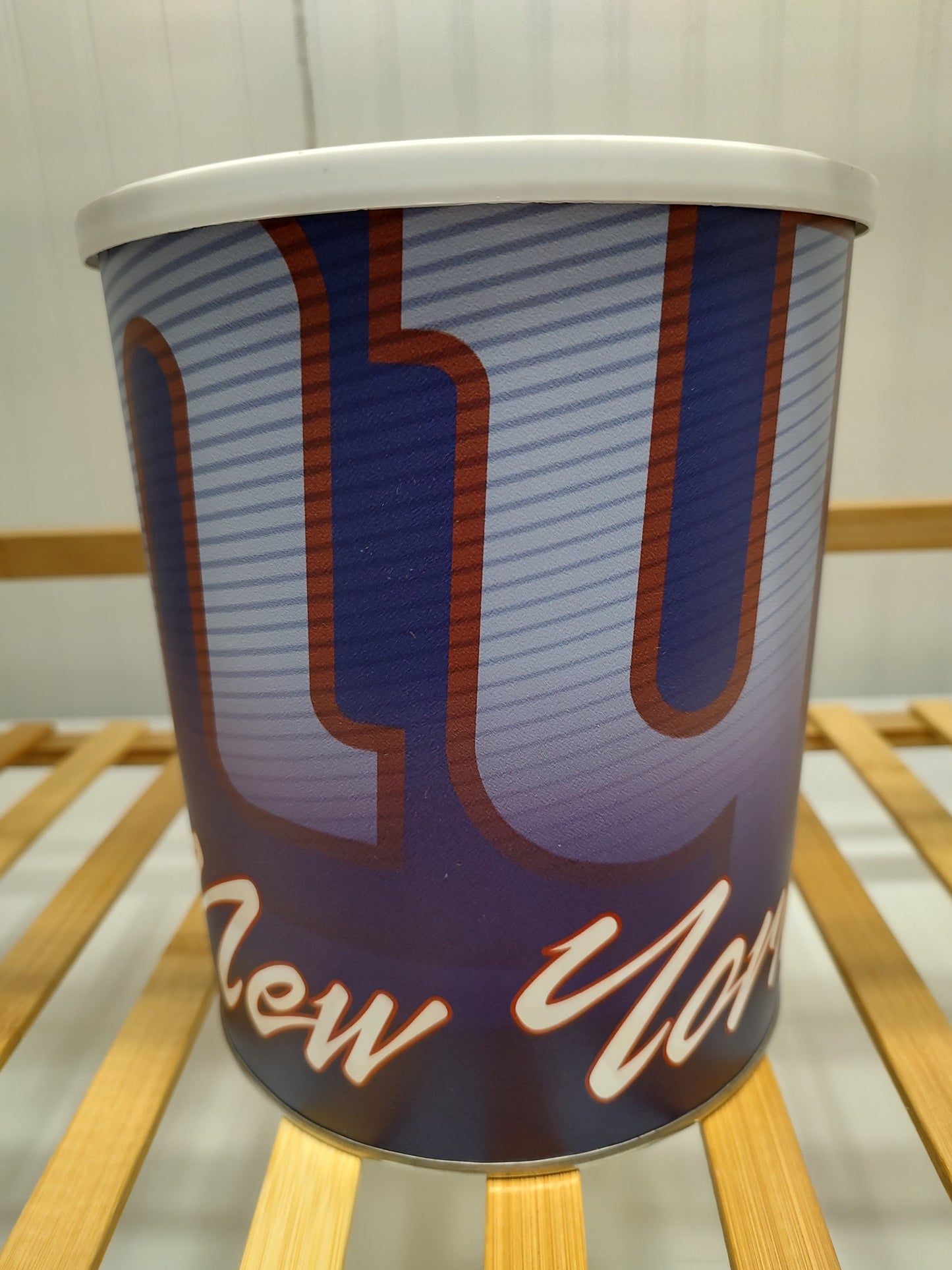 Popular NFL, College Football, Festive & Vintage Popcorn Tins